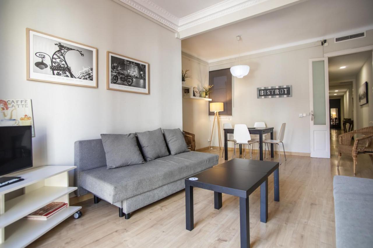 23par1007 Comfortable In Paralel Apartamento Barcelona